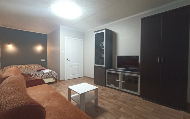 Na Ulitse Bezymenskogo, 3a Flat