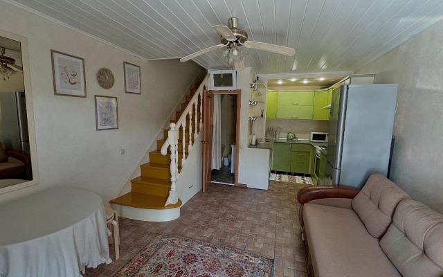 Taunkhaus S Vidom Na Gory Dom Solntsa Apartments