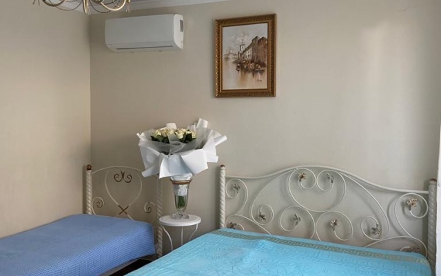 Gostevoy Dom Kia Guest Home