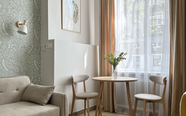 Uroom Na Pervomayskoy Apart Hotel