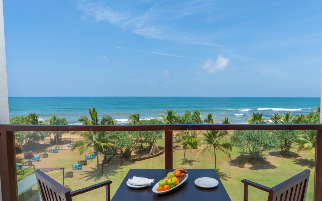 Отель Citrus Waskaduwa