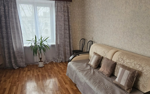 Prostornaya dvukhkomnatnaya vozle plyazha Flat