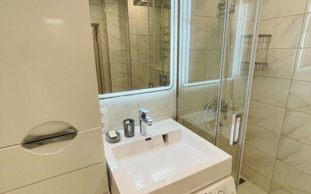 V Pereulke Rakhmaninova 49/15 Apartments