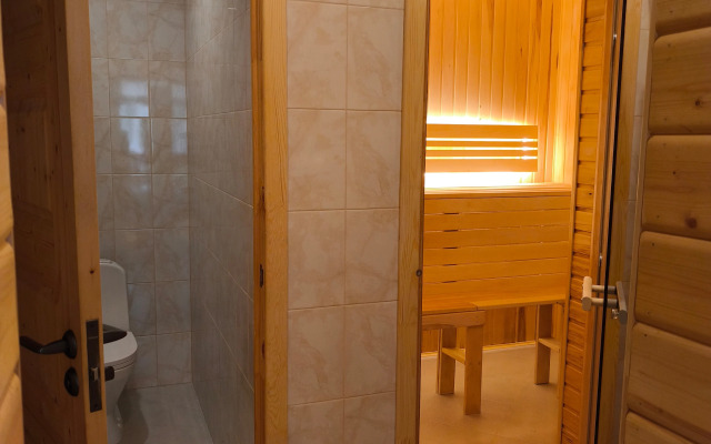 Частный дом Дом для семьи и небольшой компании