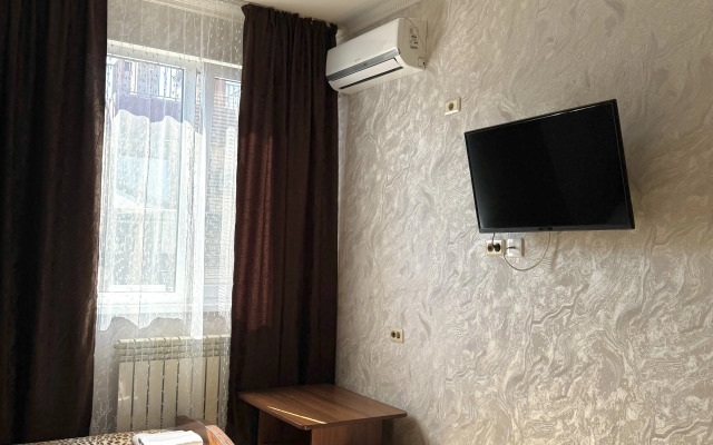 Dvin Guest House