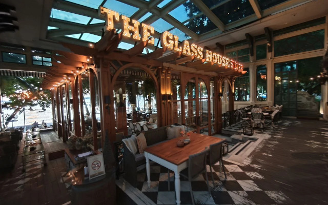 Апартаменты Zire WongAmat