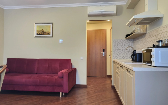 Квартира евро-двухкомнатная на Столярном переулке с просторной спальней