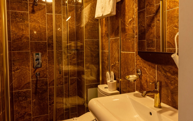 Golden Dream Otel