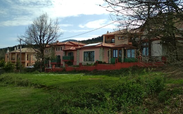 Гостевой Дом Oreiades village
