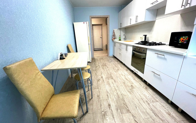 Apartamenty Tsentr goroda, Internatsional'naya, 69A,K2,et.4.