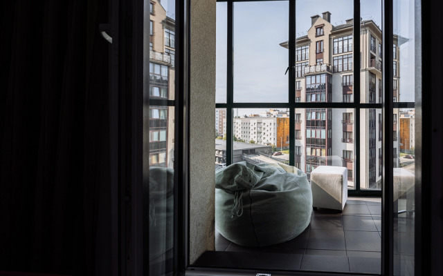 Artilleriyskaya 79 Flat