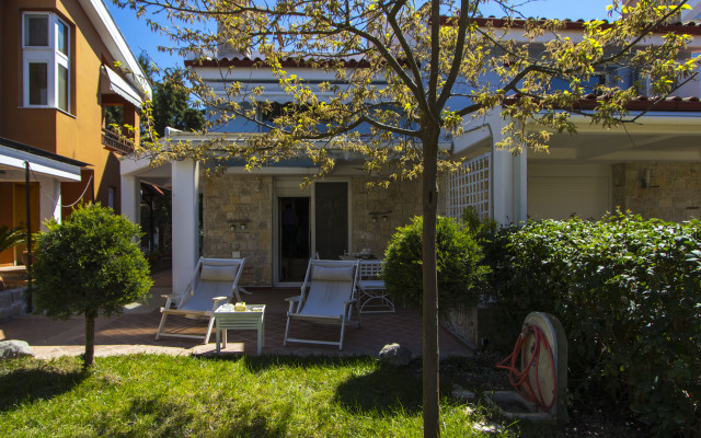 Duret Sea Side House Pefkohori Villa