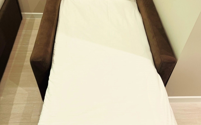 Апартаменты с балконом и видом на сосновый парк рядом с морем