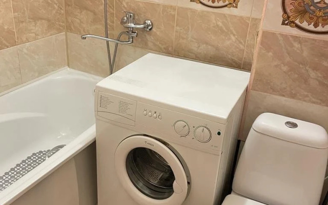 Квартира 2-комнатная с балконом в центре на Ленина