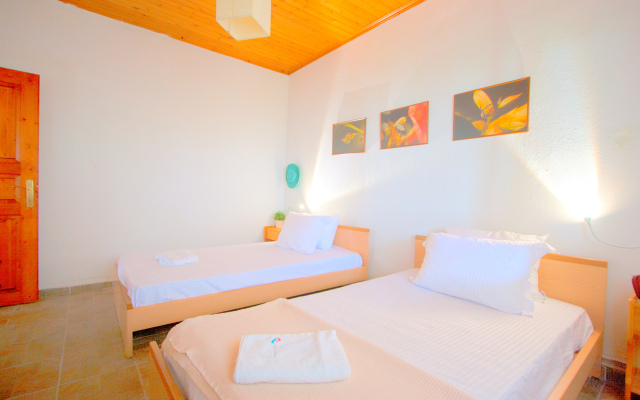 Docker BeachFront House Vourvourou Villa