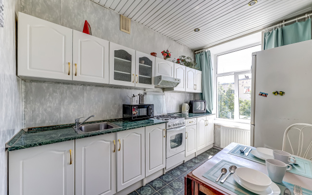 Апартаменты Уютная 3х комнатная квартира в центре СПБ