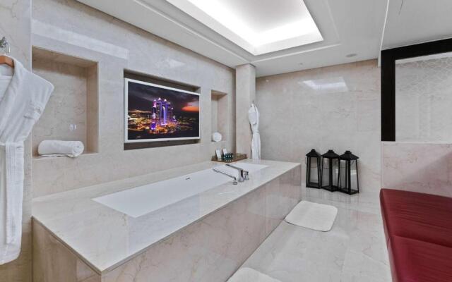 Rixos Marina Abu Dhabi Hotel