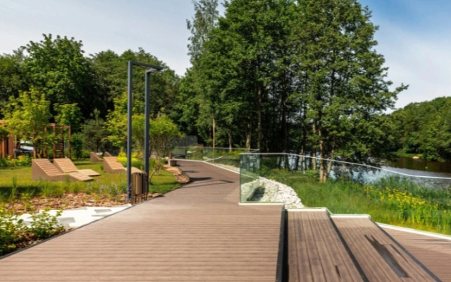 Апартаменты в доме с бассейном у Финского залива