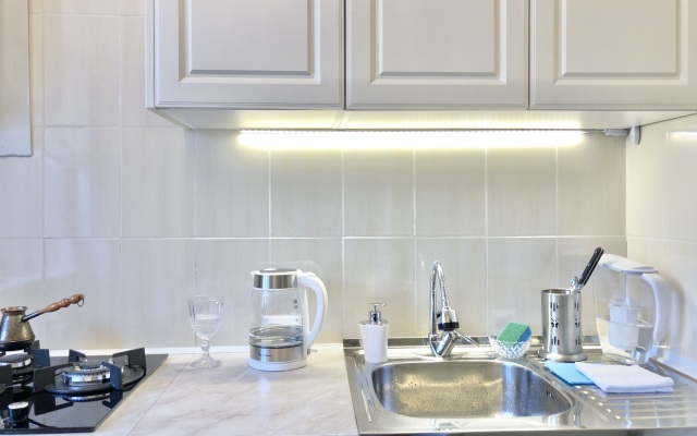 Ostanovis V Samom Tsentre Flat