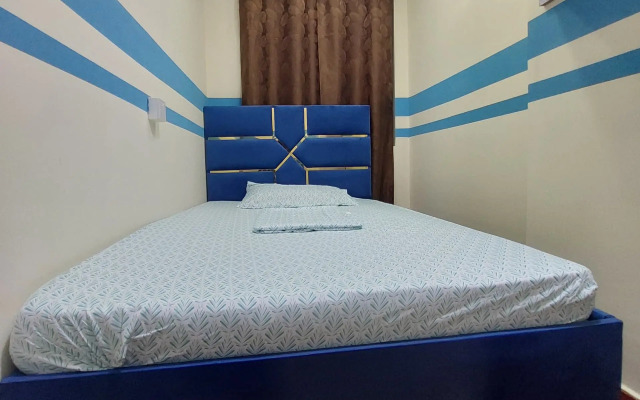 Benitah Capsule Family Rooms and Partitions Hostel