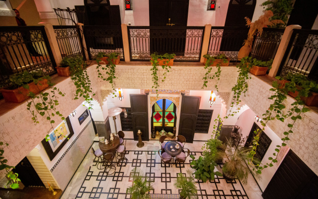 Отель Riad Tachchaqa