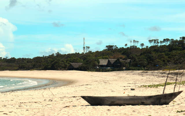 Makao Changani Beach Resort Hotel