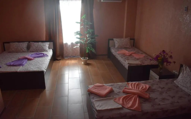 Отель Дубрава