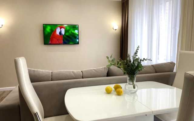 Chally Yar Apartments