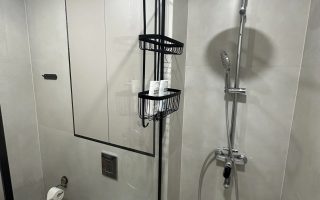 Квартира Дизайнерская Студия Напротив Роял Парка