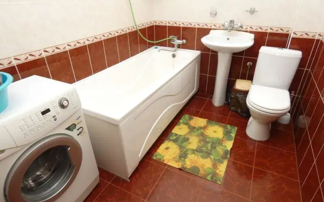 Na Yug U Chyornogo Morya Guest House