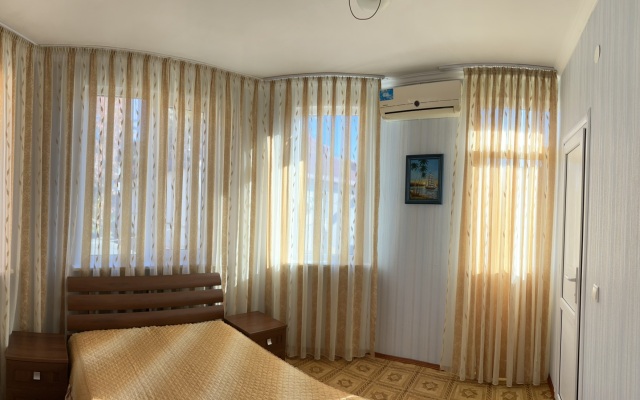 Zhemchuzhina Chernogo Morya Guest House
