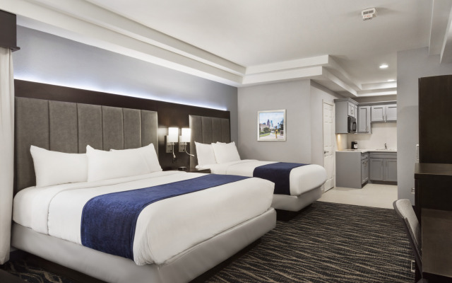 Days Inn & Suites by Wyndham Houston Hobby Airport