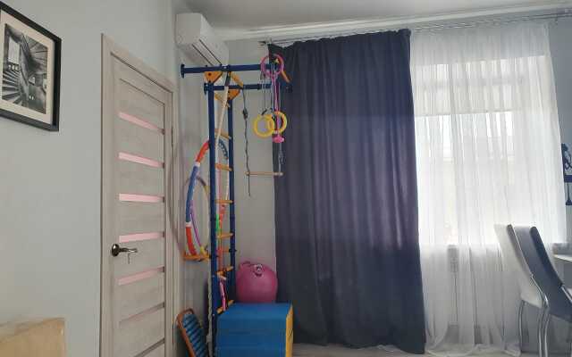 Апартаменты на Коммунистической 34