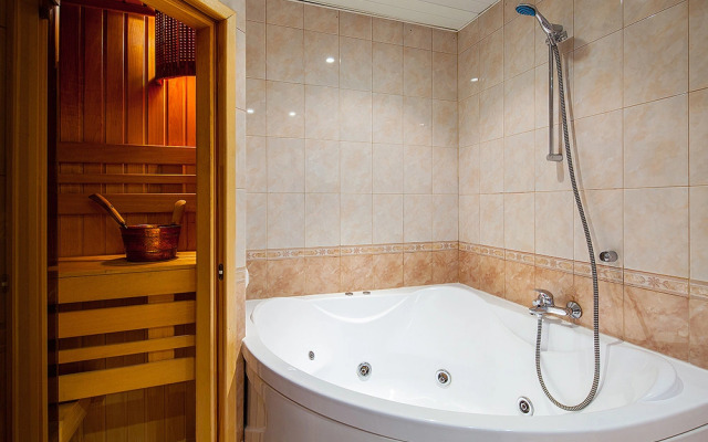 Moika 5 Hotel