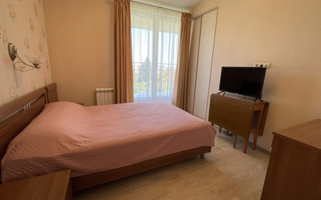Na Ulitse K. Marksa 17 Apartments