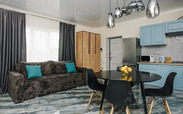 Dom u ozera s baney Private house