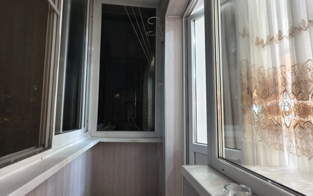 Квартира Уютная Трёхкомнатная в Центре Ул. Лейтенанта Шмидта 2