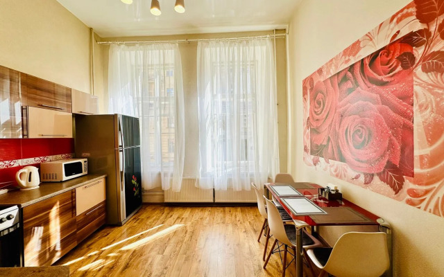 V Samom Serdtse Peterbupga Flat