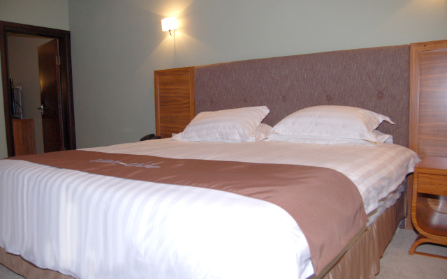 Rezidentsiya  Hotel