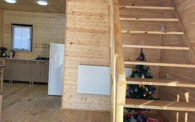 Gostevoy Dom Twin Cottages Kazbegi