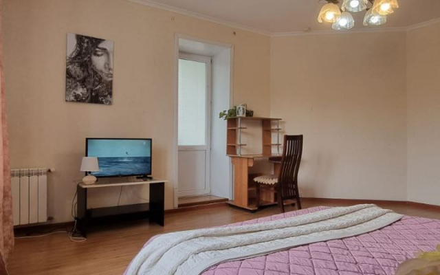 Апартаменты 140 Уютный Дом