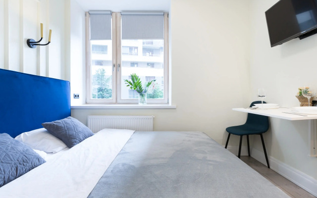 8-2 Welton Park Apartments