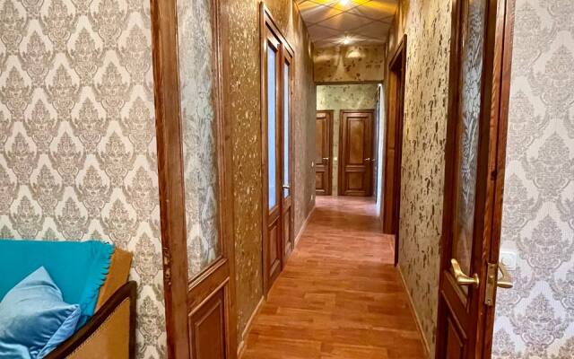 SivakApart Ryadom S Dvortsovoy Ploschadyyu Apartments
