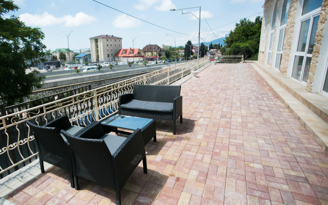 Station Apartments