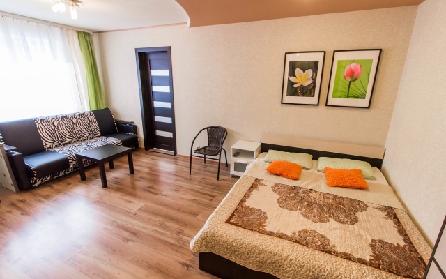 Апартаменты на Хлобыстова 27