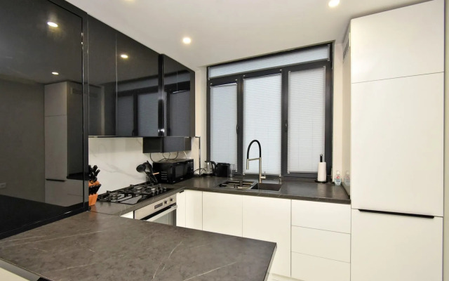 2-Komn. Kvartira Na Ul. Saryyana Flat