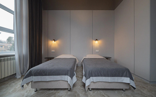 Artman Hotel