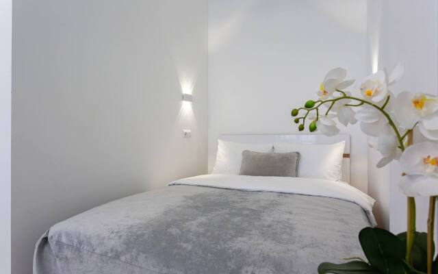 Lamare, Zhk Festivalny Apartments