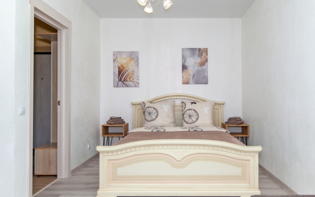Komfortabelnaya S Krasivym Vidom Flat