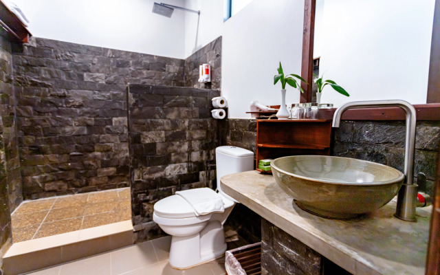 Green Amazon Residence Hotel